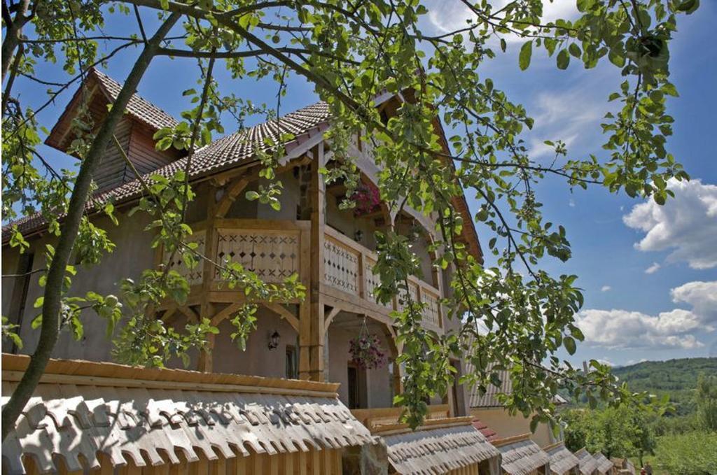 Pensiunea Valea Branzei Nanesti Exterior photo